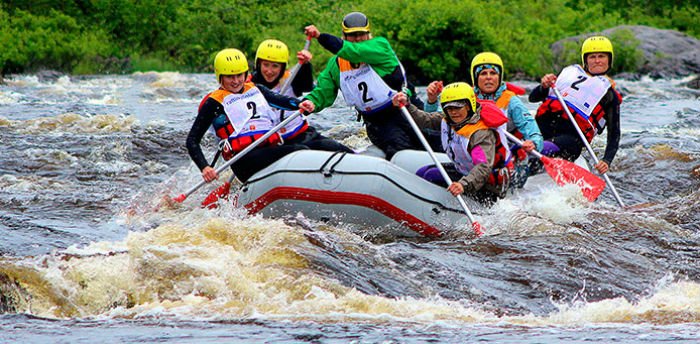etusivunkarusellikuvat694x341napapiirivisitrovaniemi3700